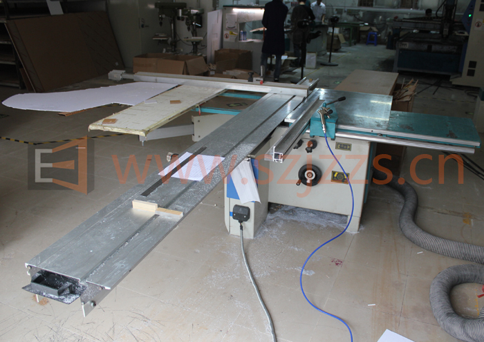 用于展示架制作的切割機(jī)